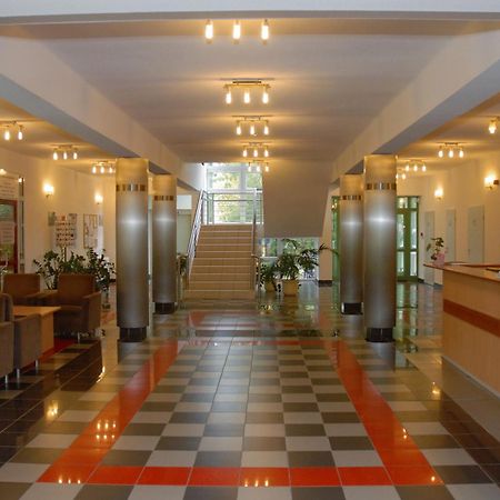 Sport Hotel Дебрецен Экстерьер фото