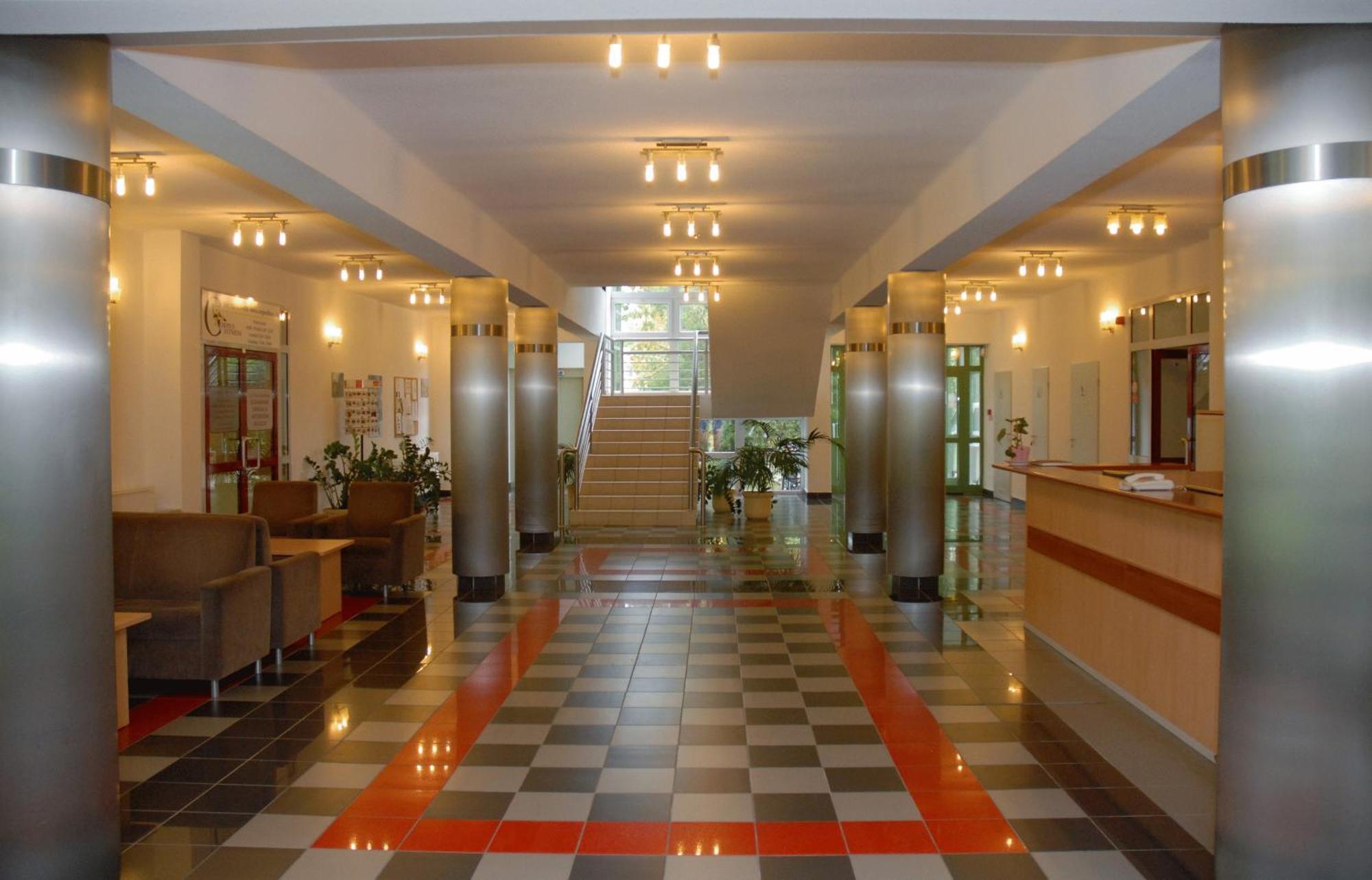 Sport Hotel Дебрецен Экстерьер фото
