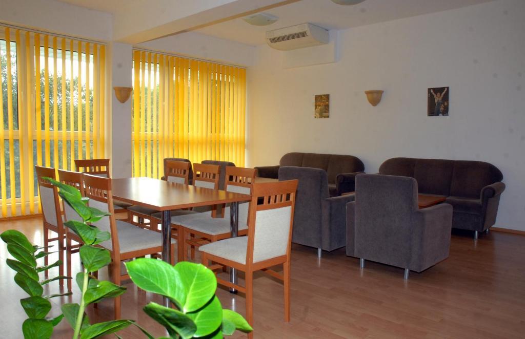 Sport Hotel Дебрецен Экстерьер фото