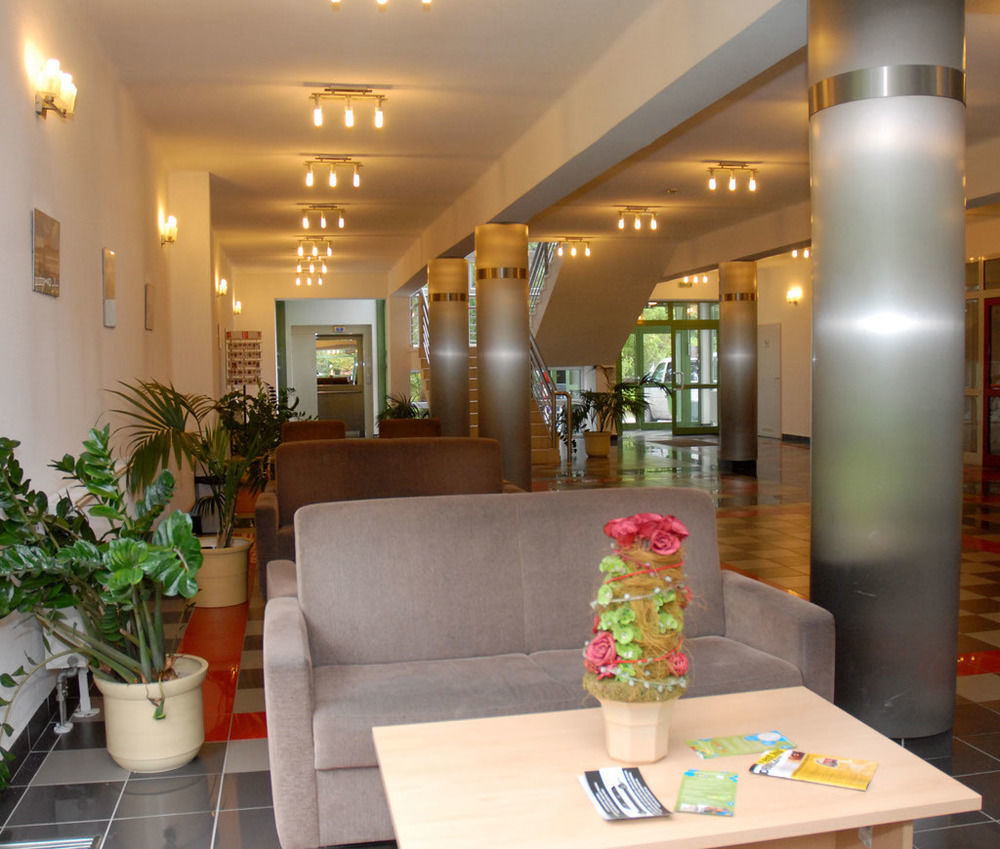 Sport Hotel Дебрецен Экстерьер фото