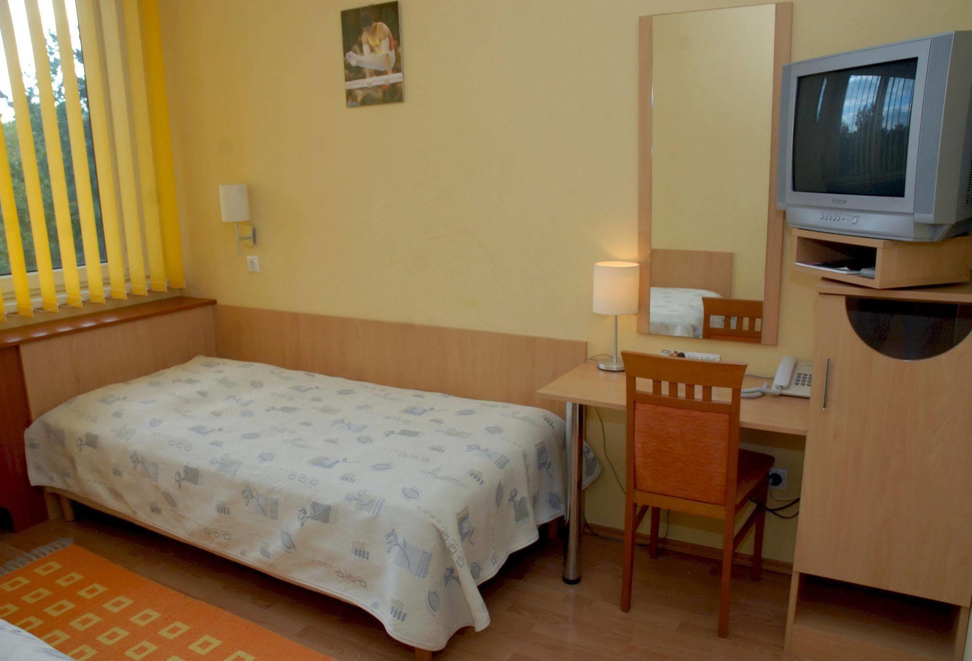 Sport Hotel Дебрецен Экстерьер фото